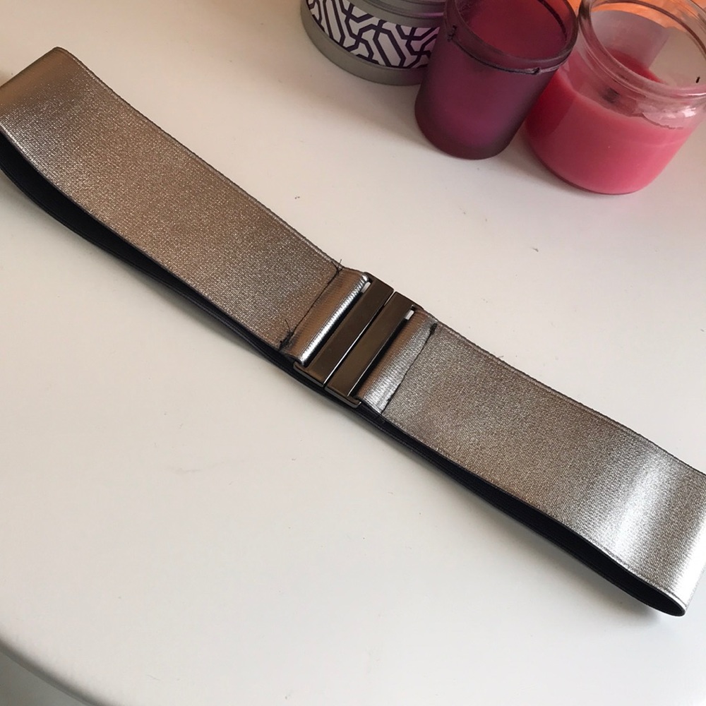 Silver metallic elastic waist belt